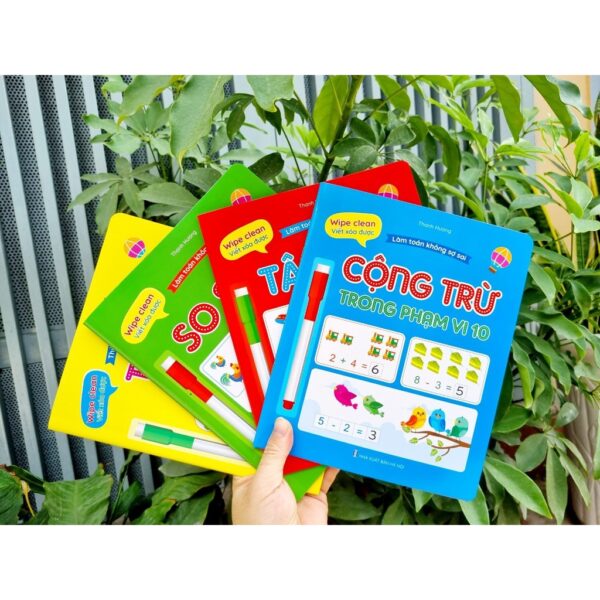 Sách - Vở làm toán không sợ sai xóa được Wipe Clean