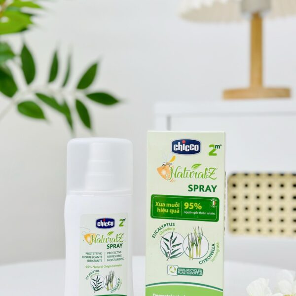 Xịt bảo vệ da chiết xuất tinh dầu tự nhiên Chicco NaturalZ 100ml